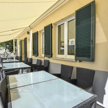 1 Bedroom Beautiful In *